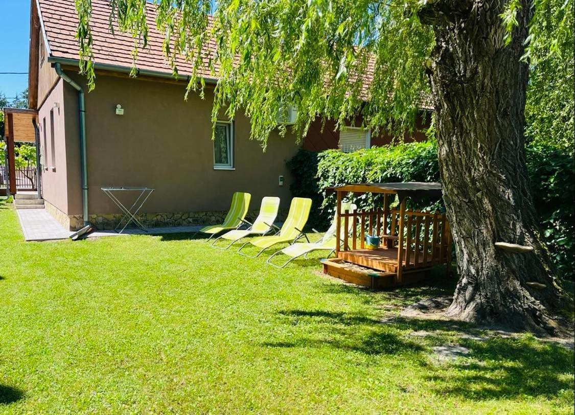 Vadszolo Apartman Balatonmariafurdo Ngoại thất bức ảnh